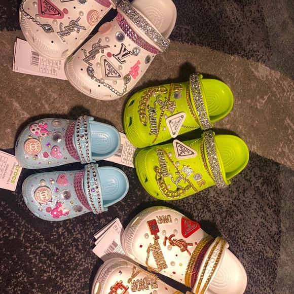 Handmade Custom CROCS - Picture 4 of 6